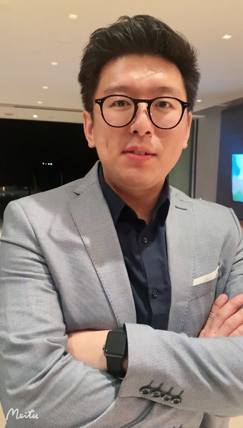 Portrait of Weifu Wen